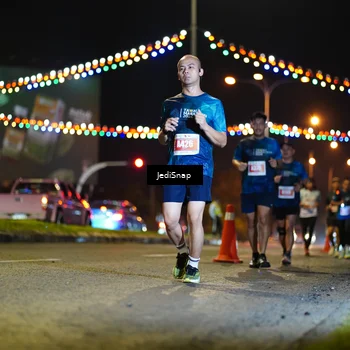 Runner Photo 4425260
