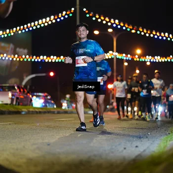 Runner Photo 4425316