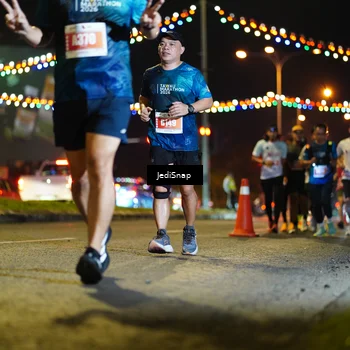 Runner Photo 4425373