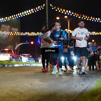Runner Photo 4425476