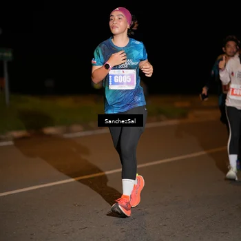 Runner Photo 4425532