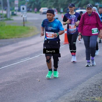 Runner Photo 4425620