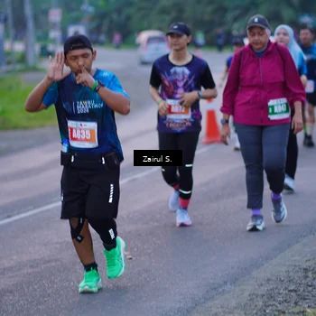 Runner Photo 4425641