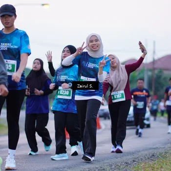 Runner Photo 4425716