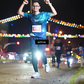 Runner Photo 4425779