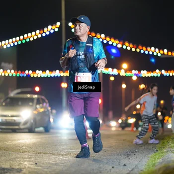 Runner Photo 4425875