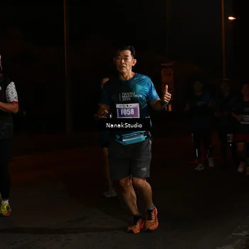 Runner Photo 4425924