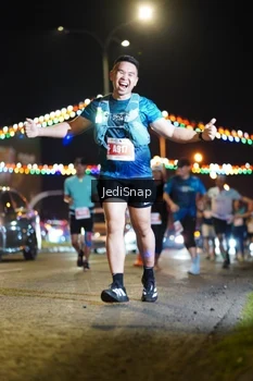 Runner Photo 4425998