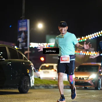 Runner Photo 4426046