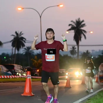 Runner Photo 4426275