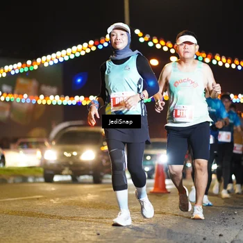 Runner Photo 4426345