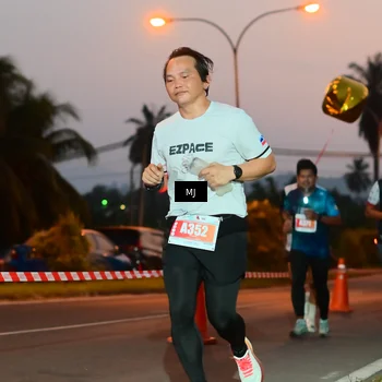 Runner Photo 4426354