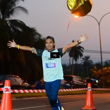Runner Photo 4426430