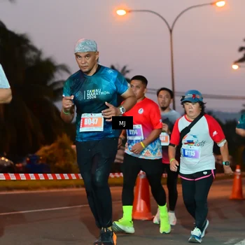 Runner Photo 4426463
