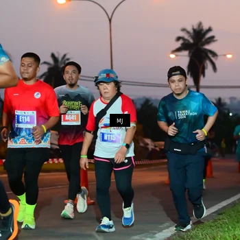 Runner Photo 4426471