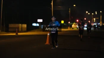 Runner Photo 4426480