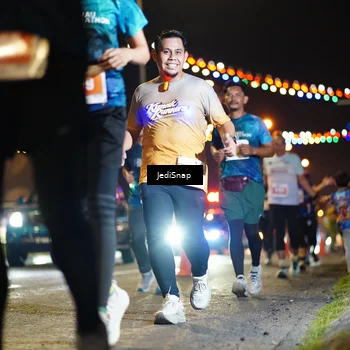 Runner Photo 4426509