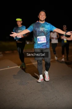 Runner Photo 4426530