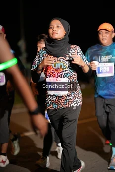 Runner Photo 4426585