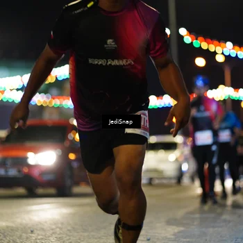 Runner Photo 4426751