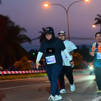 Runner Photo 4426851