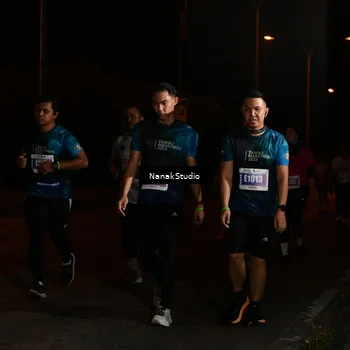 Runner Photo 4427057