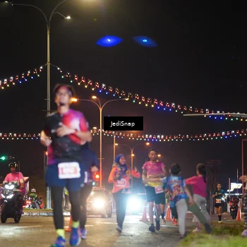 Runner Photo 4427069