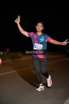 Runner Photo 4427124