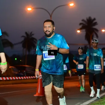 Runner Photo 4427192