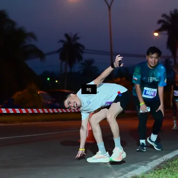 Runner Photo 4427293