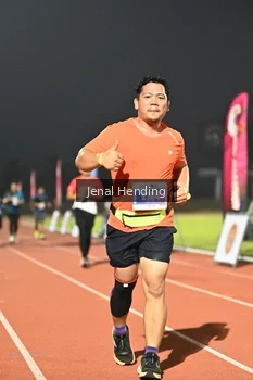 Runner Photo 4427424