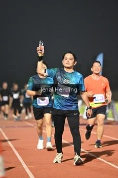 Runner Photo 4427433