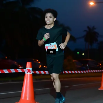Runner Photo 4427497