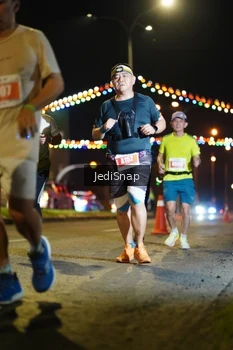 Runner Photo 4427547