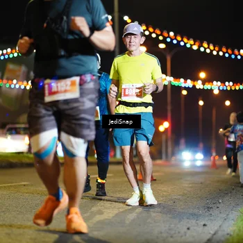 Runner Photo 4427564