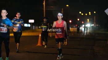 Runner Photo 4427567