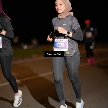 Runner Photo 4427606