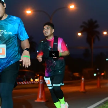 Runner Photo 4427629