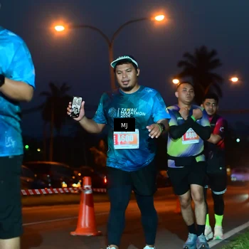 Runner Photo 4427669