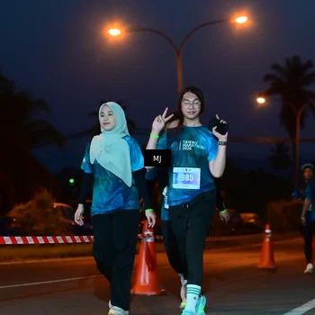 Runner Photo 4427694