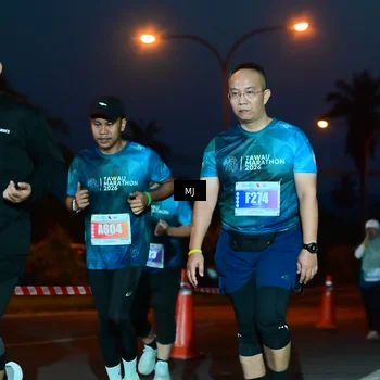 Runner Photo 4427719