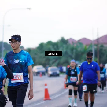 Runner Photo 4427815