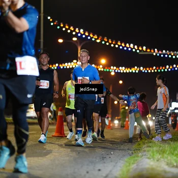 Runner Photo 4427875