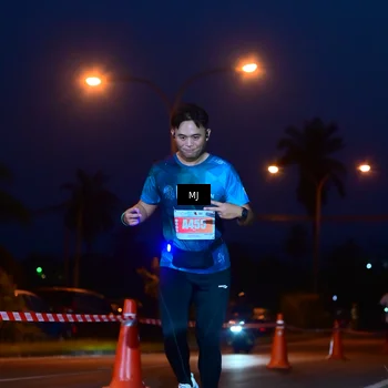 Runner Photo 4428105