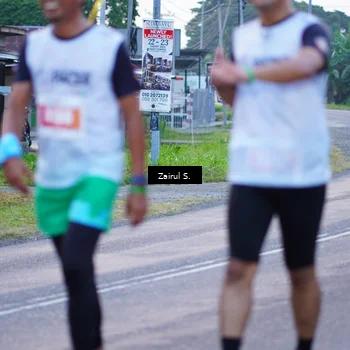Runner Photo 4428277
