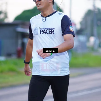 Runner Photo 4428298
