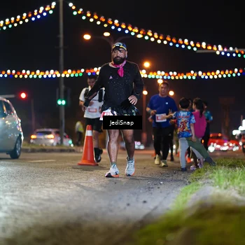 Runner Photo 4428386