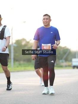 Runner Photo 4428388