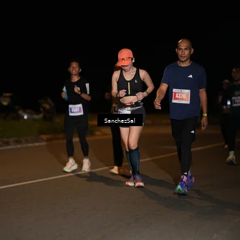 Runner Photo 4428439