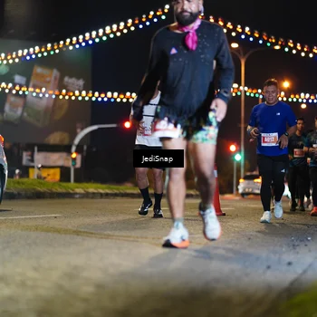 Runner Photo 4428472